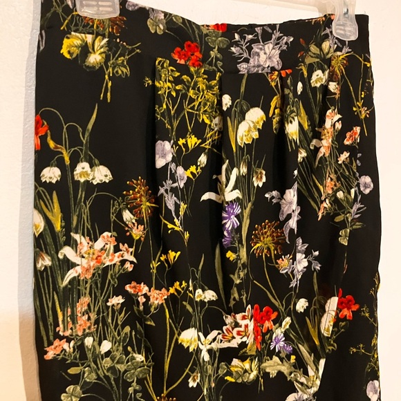 🌈 Floral Black wrap sarong type skirt M - Picture 4 of 5